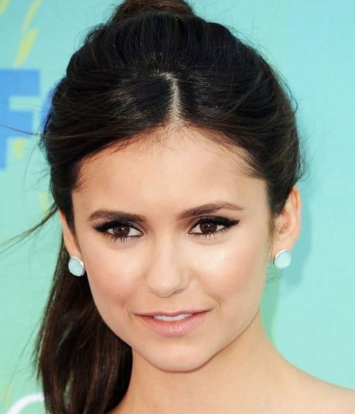 293484_tribune_nina_dobrev