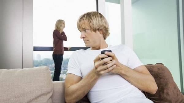 what to do, if you are threatened by the phone (1)