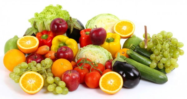 Fruits-and-vegetables-in-a-pile