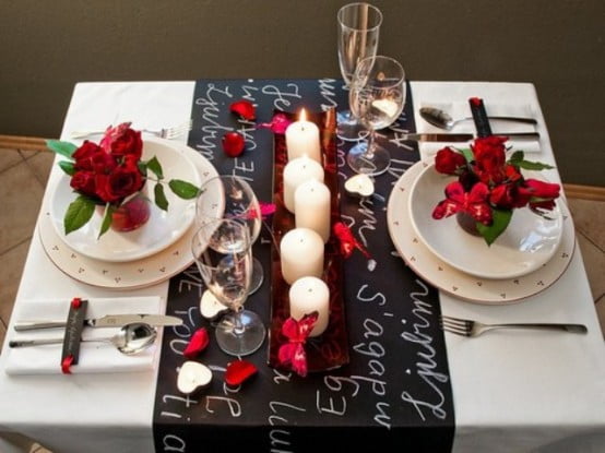 How to lay the table for a romantic dinner